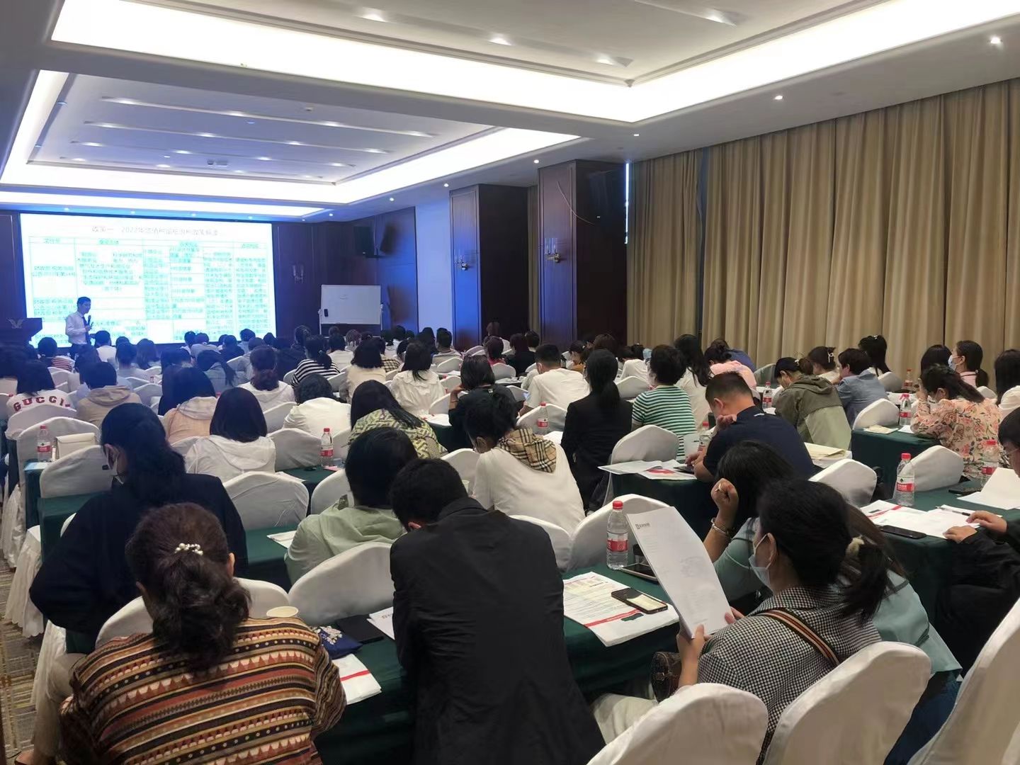 黃啟富老師財(cái)務(wù)培訓(xùn)課，線上課，公開(kāi)課，內(nèi)訓(xùn)課