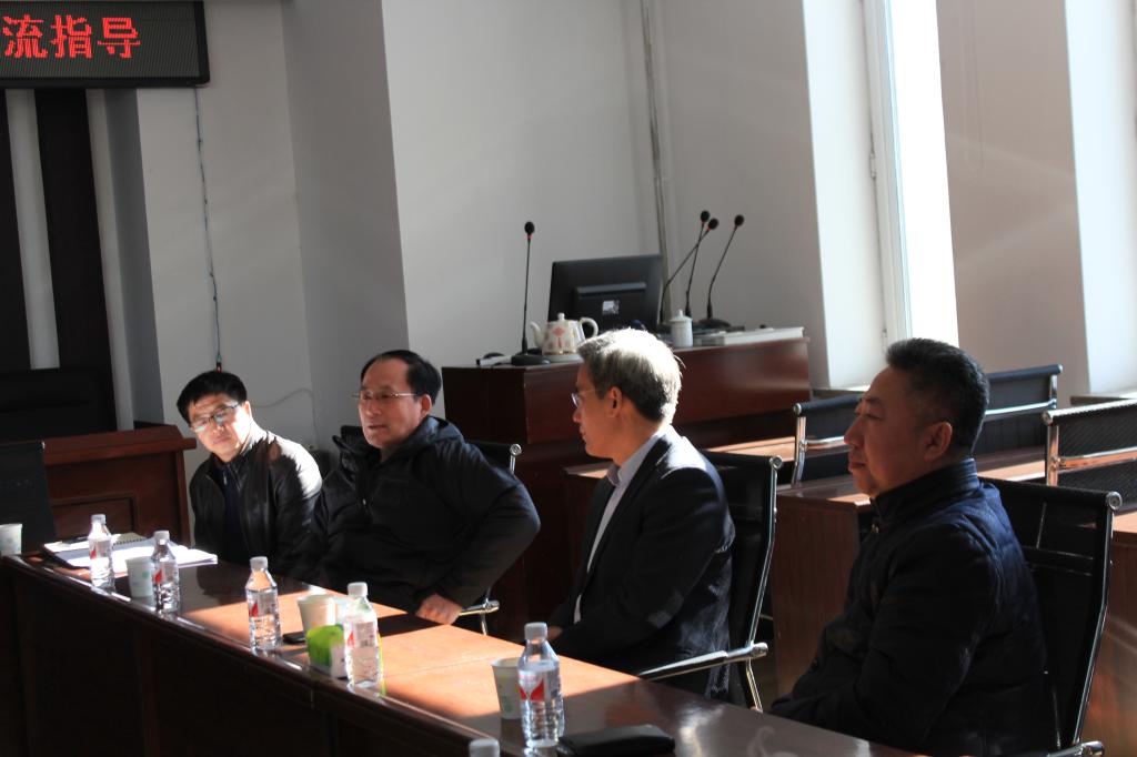 國務院學科評議組專家艾四林教授蒞臨我校馬克思主義學院交流指導