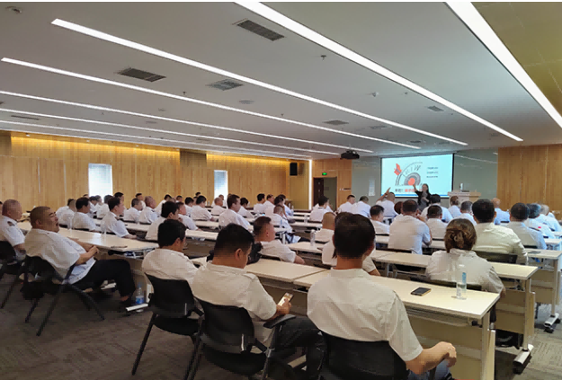 李丹:責(zé)任在心、服務(wù)于行- -員工服務(wù)意識與能力提升